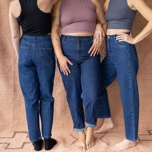 Stonewashed Jeans Número Uno
High Waisted - Large & X-Large